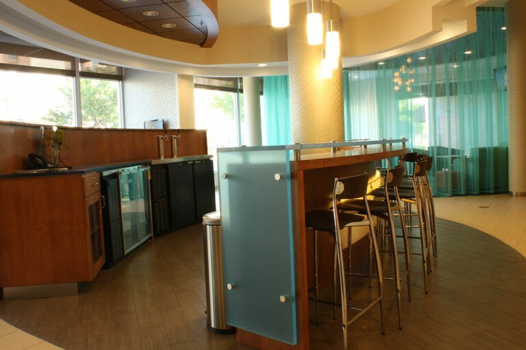 spring hill suites bar