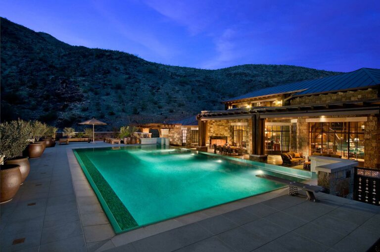 tanner residence pool